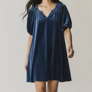 Old Navy Blue Velvet Mini Shift Dress V-Neck Puff Sleeve Tunic Size Large Boho